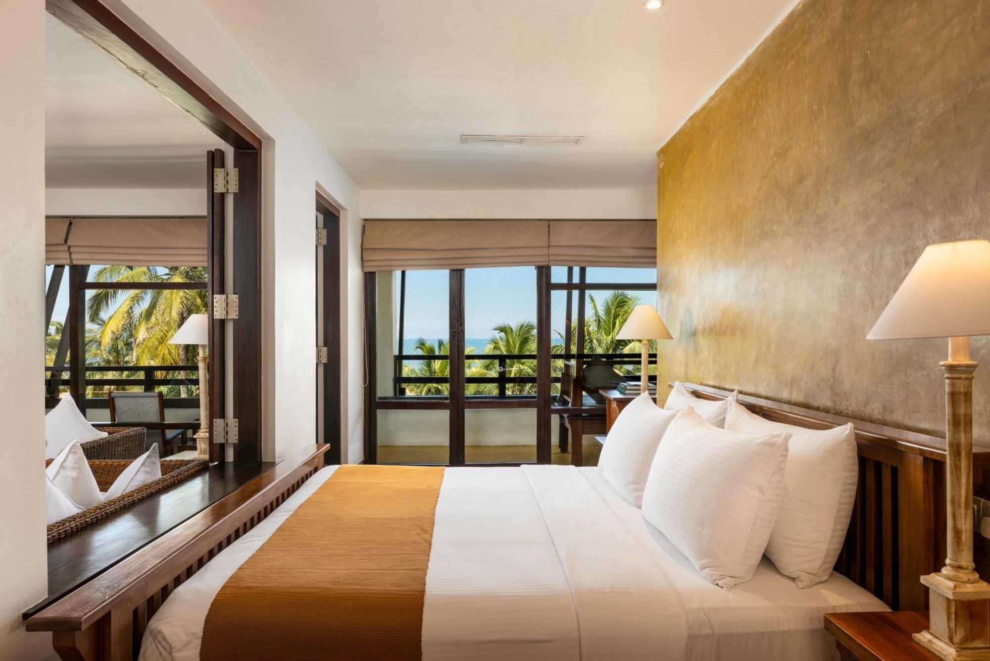 Jetwing Beach Negombo Exteriör bild